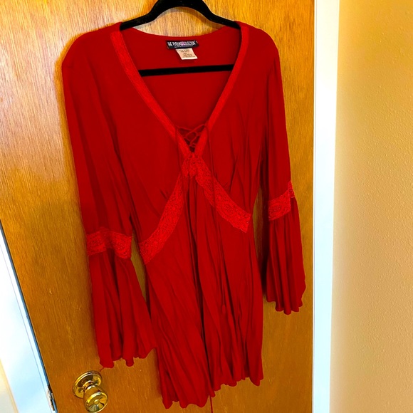 Red Dress 🔺 - Picture 1 of 6